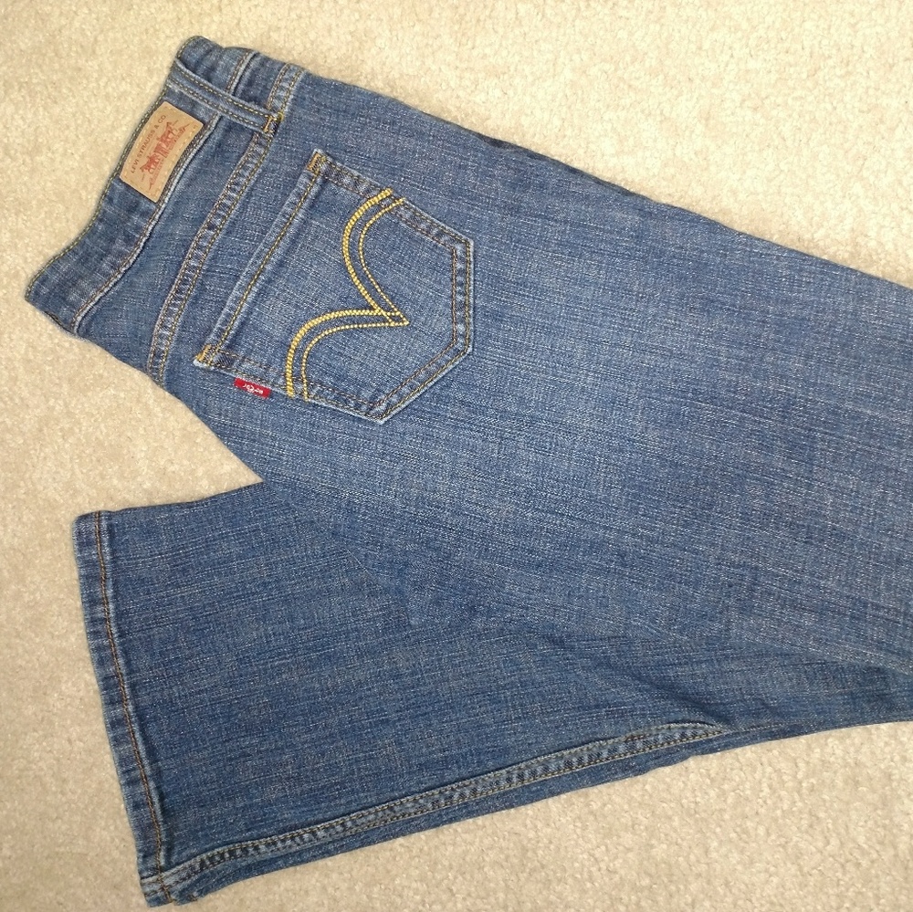 Levi's boot cut jeans